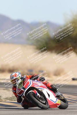 media/Nov-01-2025-CVMA (Sat) [[fc0f7531b8]]/Race 9-Amateur Supersport Middleweight/